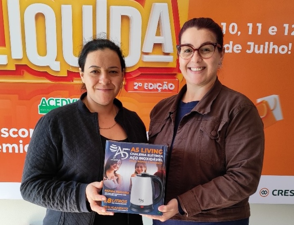 Clientes retiraram seus brindes do Liquida Dois Vizinhos