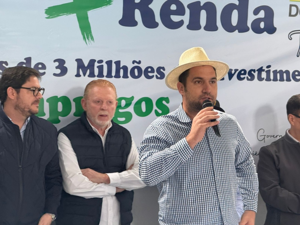 Em inauguração de incubadoras, Saulo destaca a importância do apoio do poder público ao pequeno empresário
