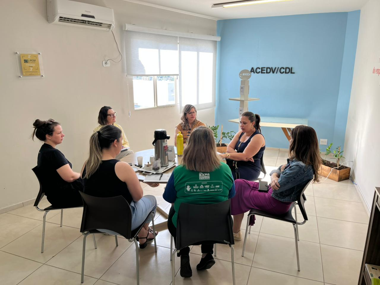 Núcleo Mulheres de Negócios tem reunião para definir detalhes da Alegria Natalina