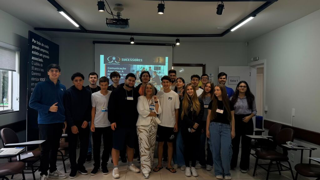 Escola de Sucessores aborda comunicação assertiva em quarto módulo